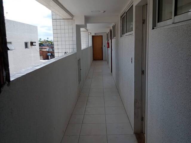 #92 - Apartamento para Venda em Recife - PE