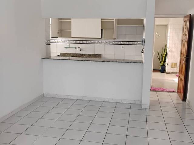 #107 - Apartamento para Venda em Recife - PE